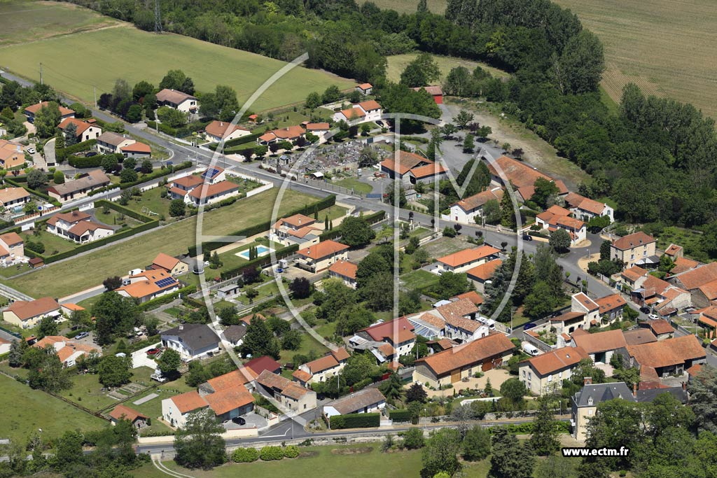Photo arienne de Varennes-sur-Morge