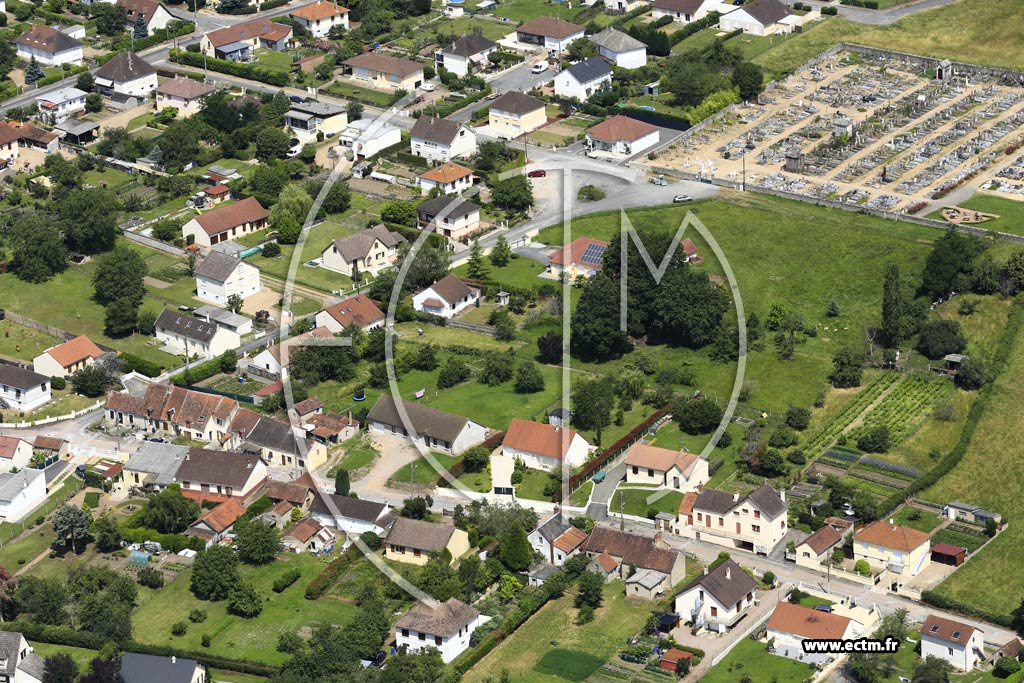 Photo arienne de Saint-Lger-des-Vignes (La Gudine)