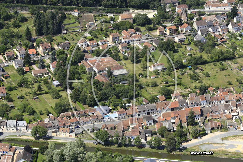 Photo arienne de Saint-Amand-Montrond