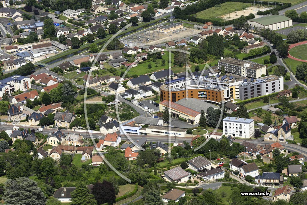Photo arienne de Saint-Amand-Montrond (La Coterelle)