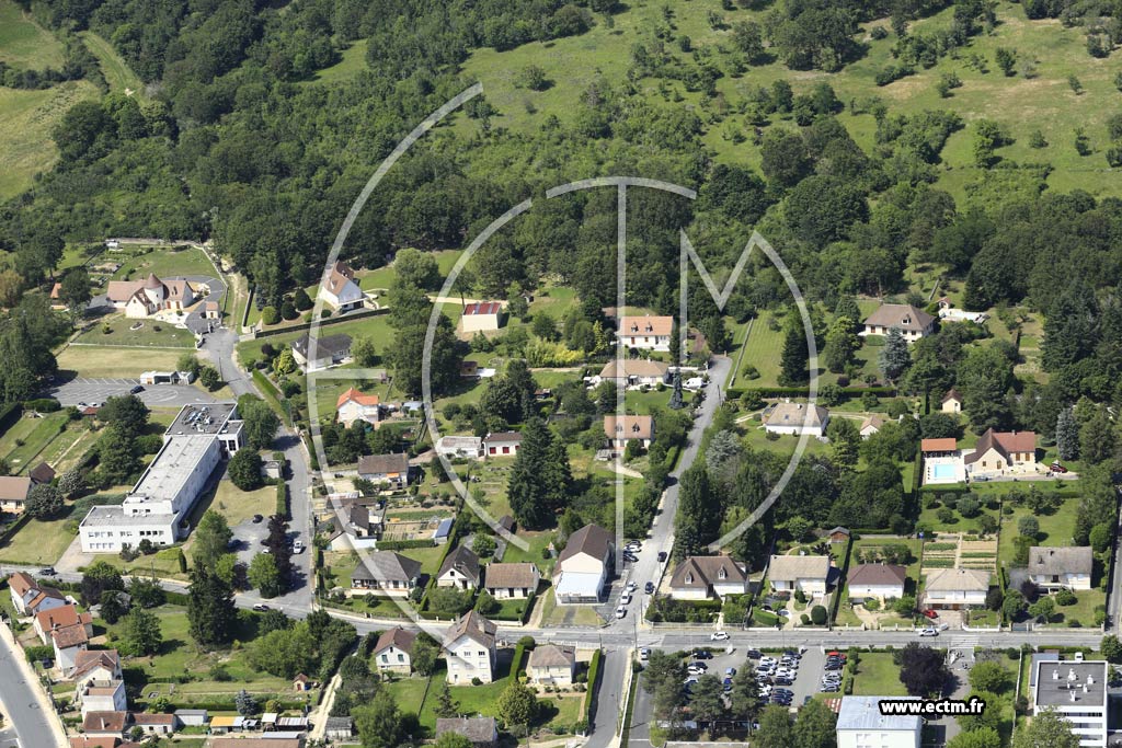 Photo arienne de Saint-Amand-Montrond (Les Grainetires)