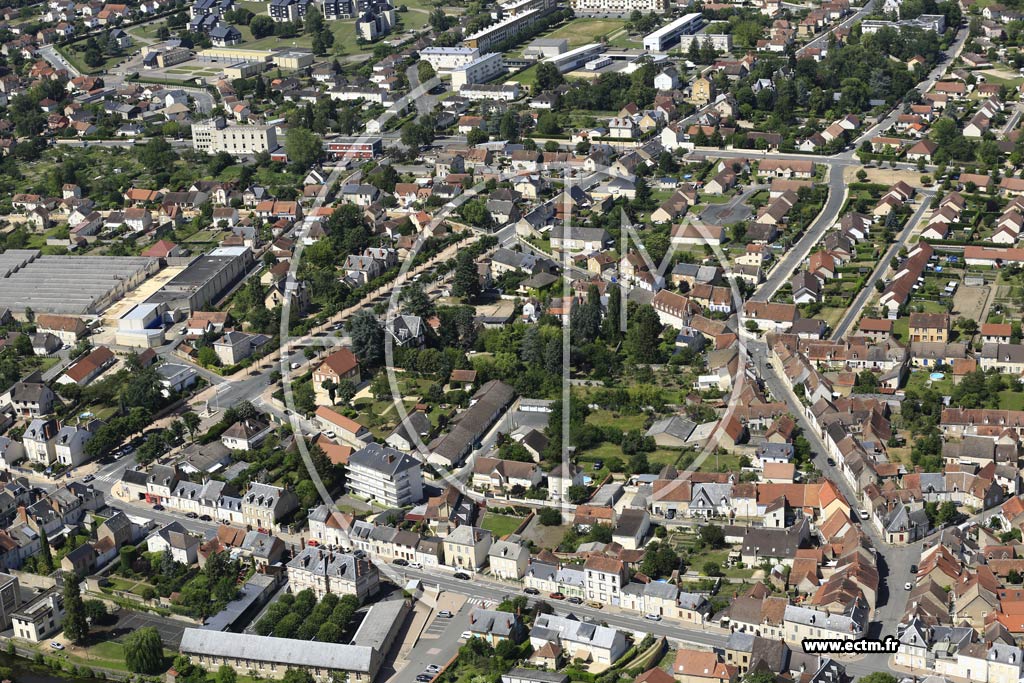 Photo arienne de Saint-Amand-Montrond (Les Sjots)
