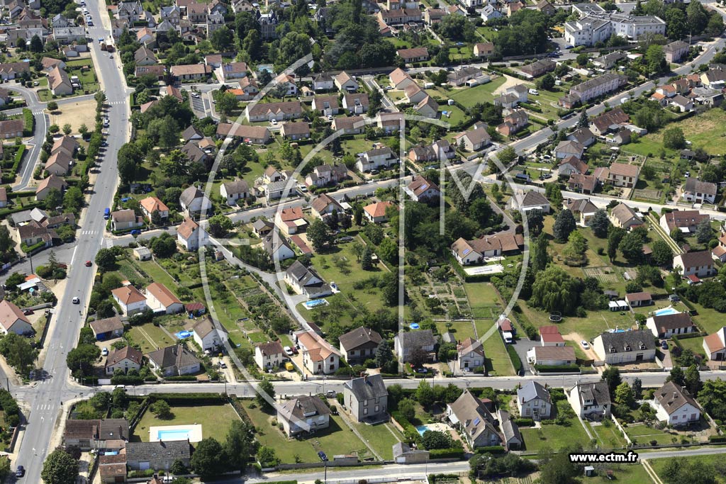 Photo arienne de Saint-Amand-Montrond (Les Sjots)