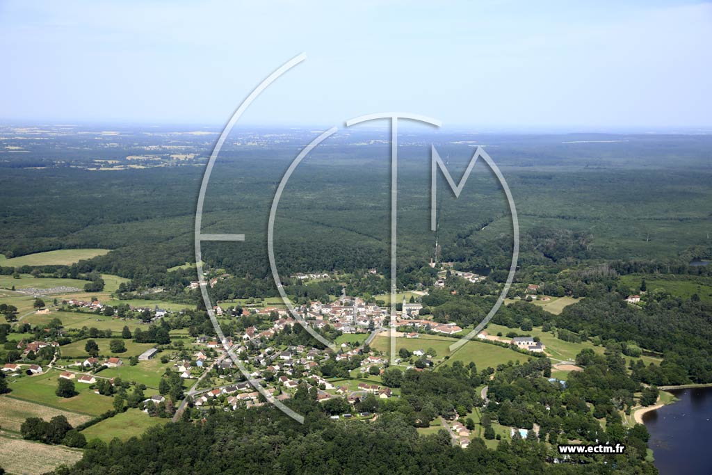 Photo arienne de Saint-Bonnet-Tronais