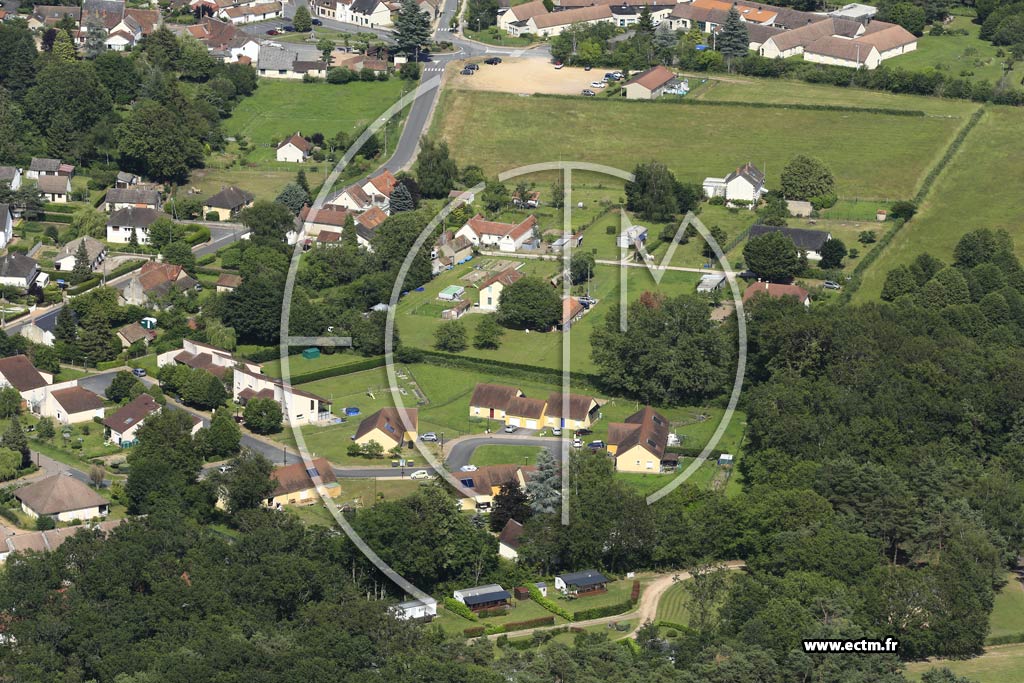 Photo arienne de Saint-Bonnet-Tronais