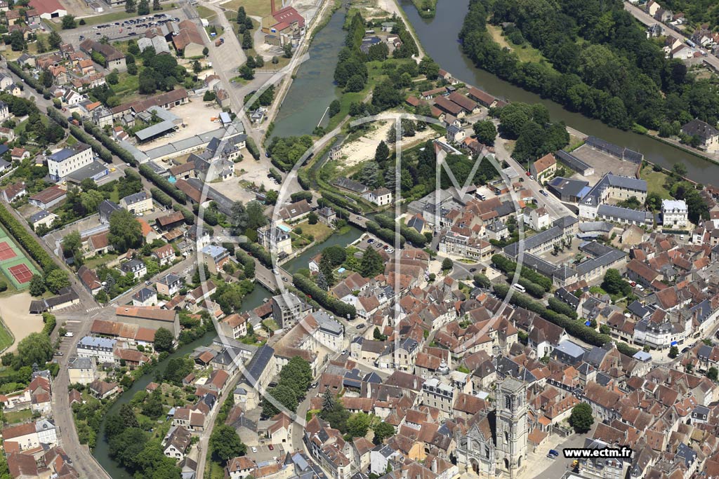 Photo arienne de Clamecy