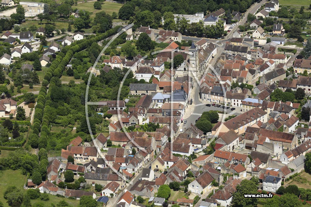 Photo arienne de Coulanges-sur-Yonne