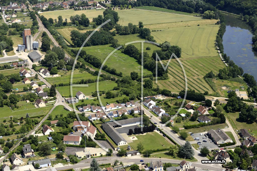Photo arienne de Coulanges-sur-Yonne