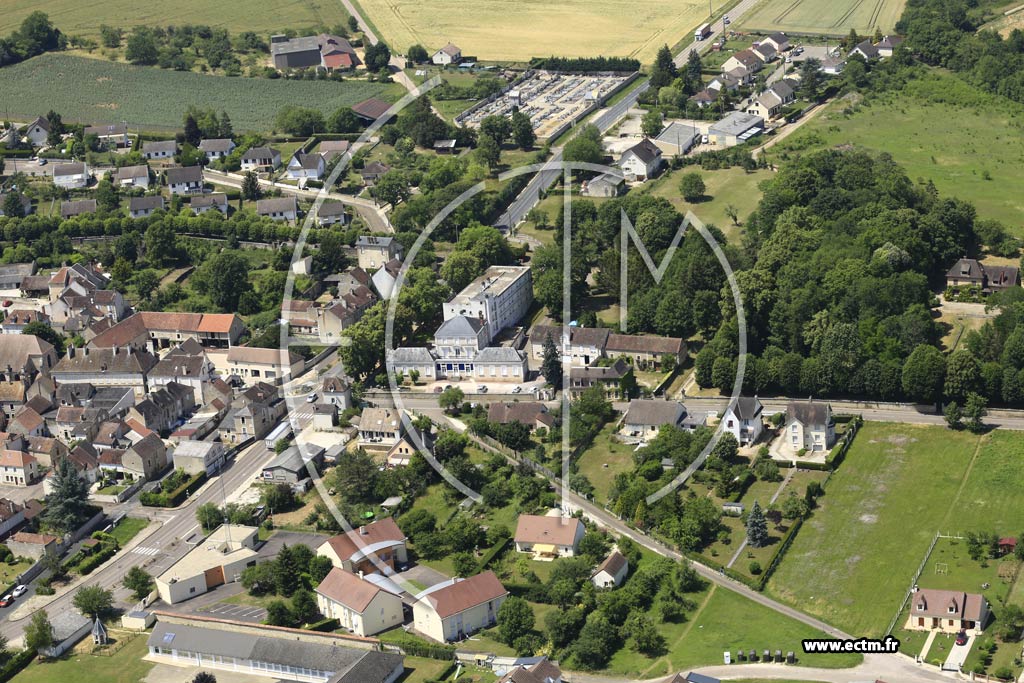 Photo arienne de Coulanges-sur-Yonne