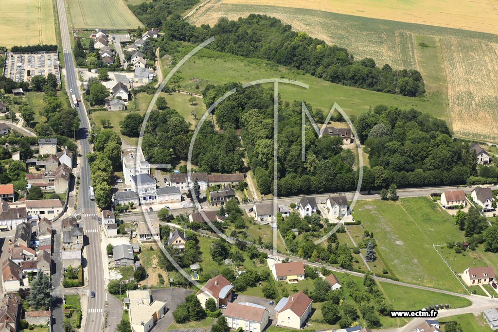 Photo arienne de Coulanges-sur-Yonne