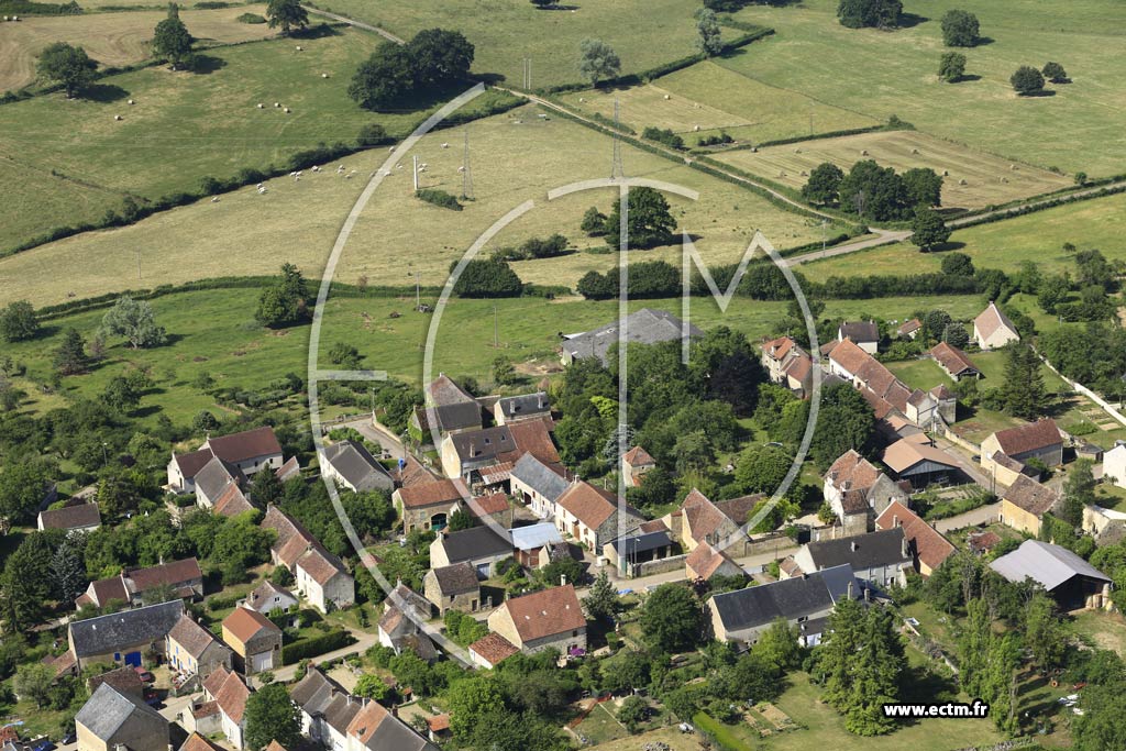 Photo arienne de Metz-le-Comte (Champagne)