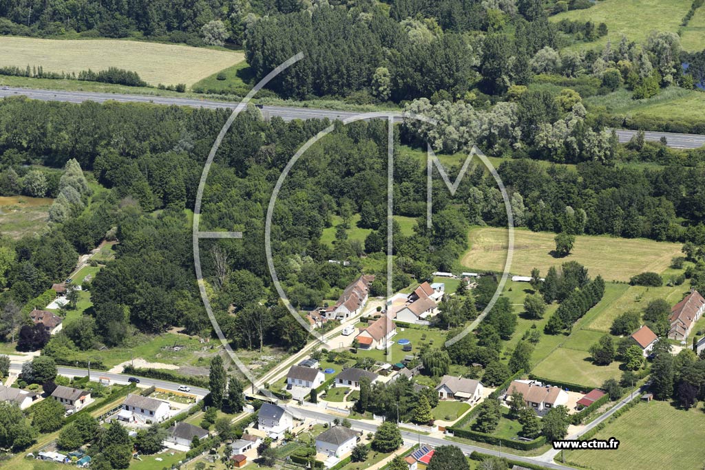 Photo arienne de Focy (Givry)
