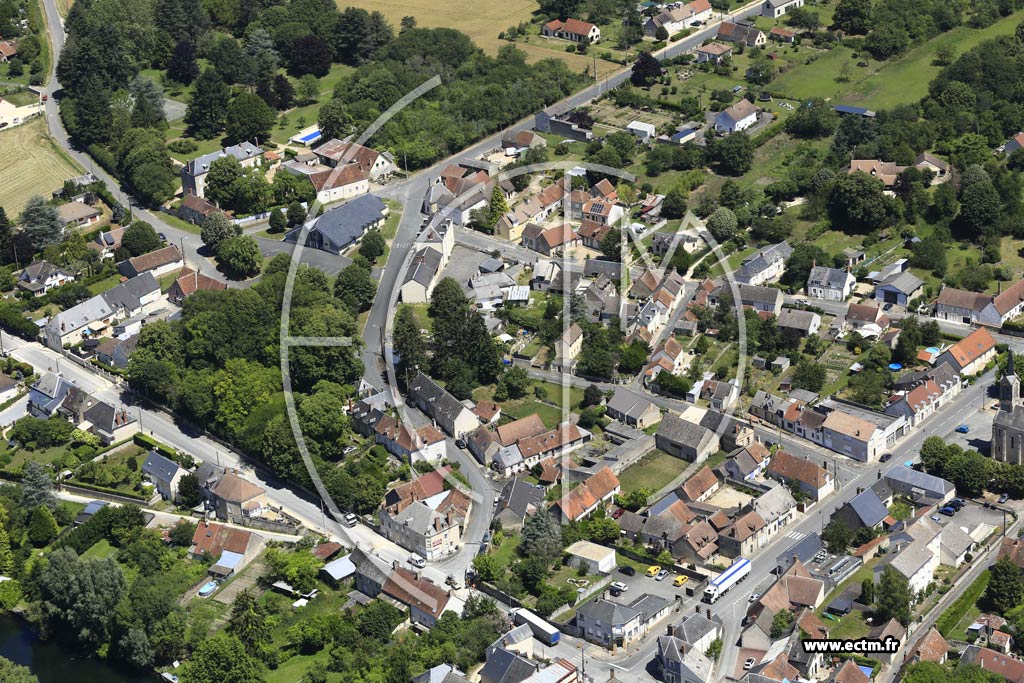 Photo arienne de Lury-sur-Arnon