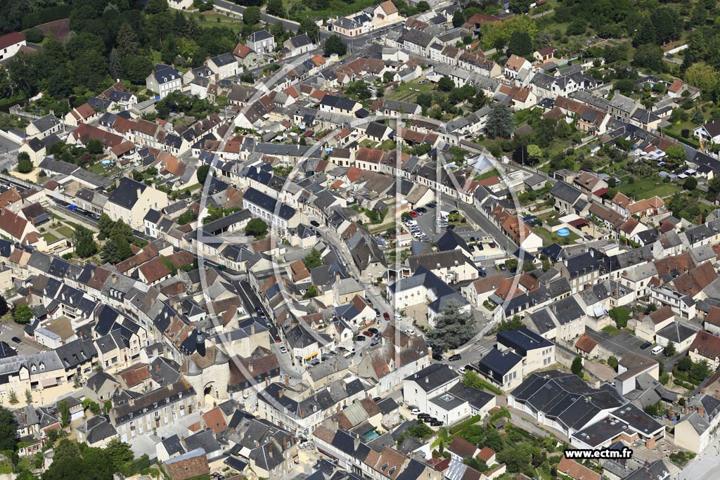 Photo arienne de Mehun-sur-Yvre