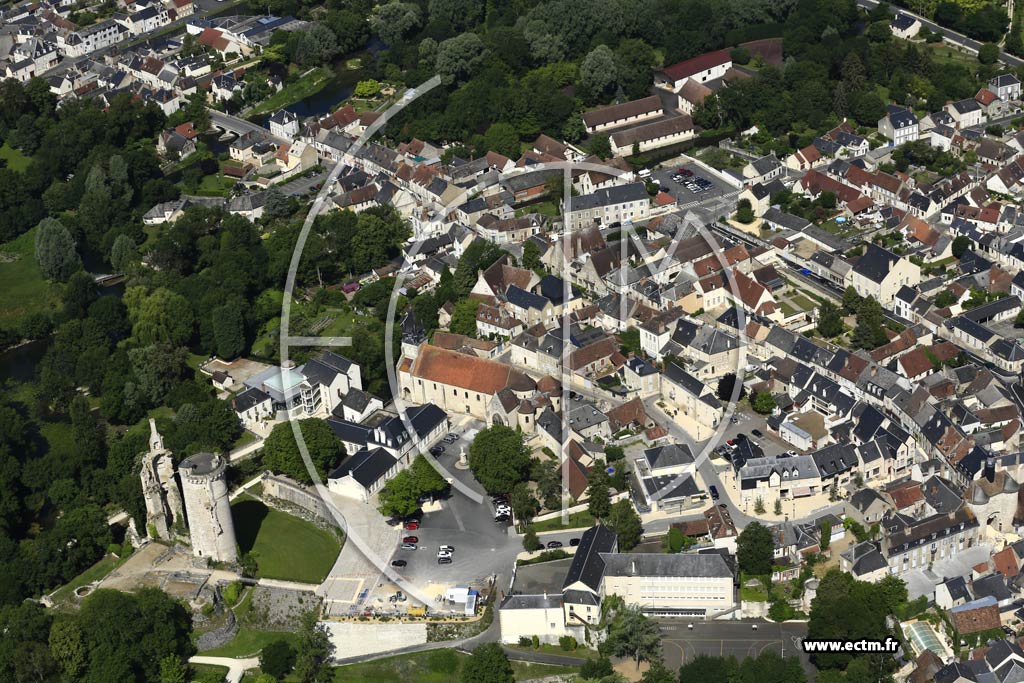 Photo arienne de Mehun-sur-Yvre
