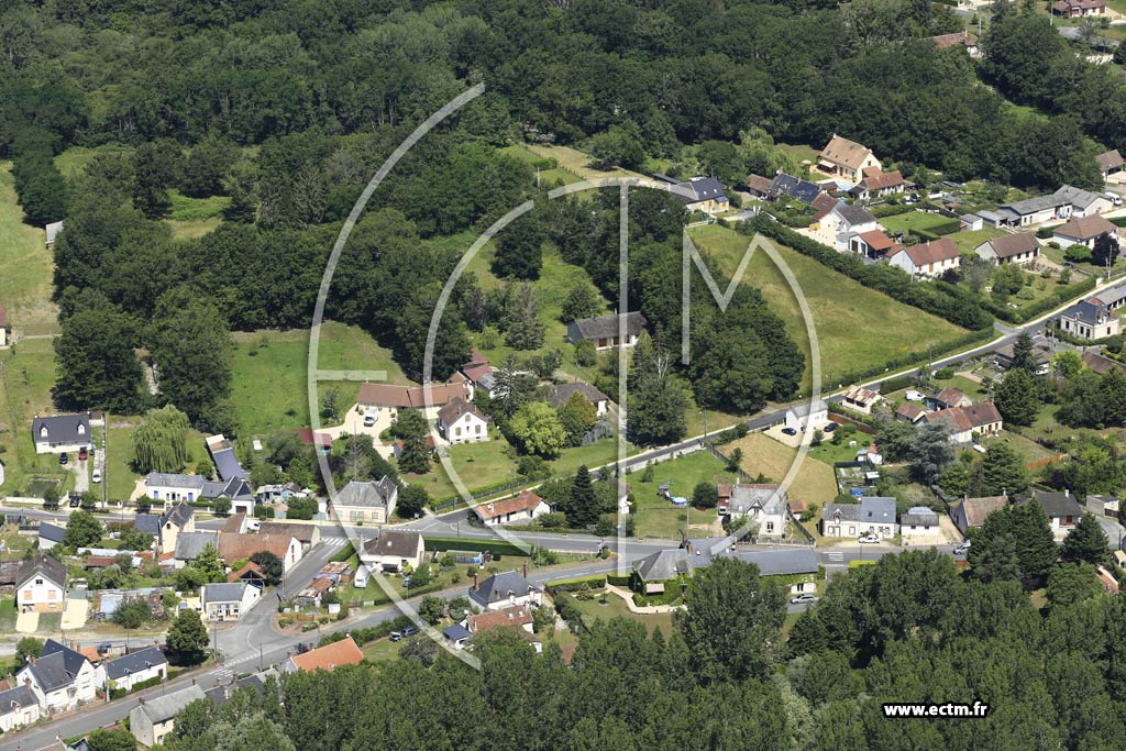 Photo arienne de Neuvy-sur-Barangeon
