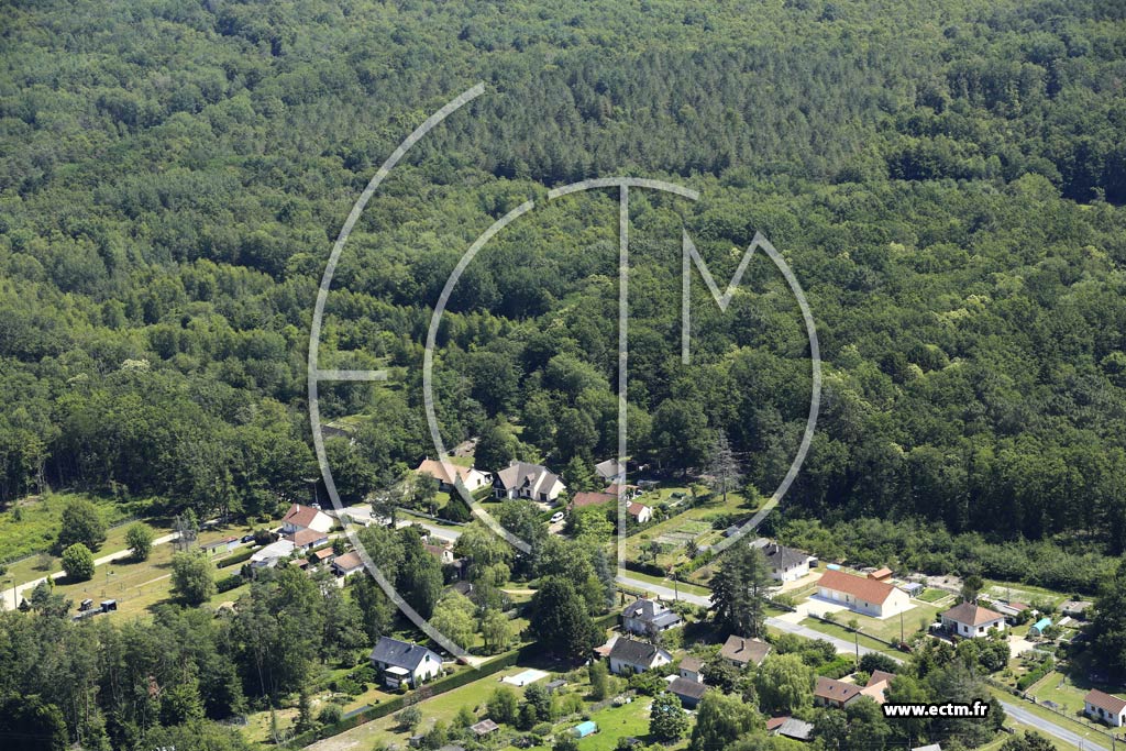 Photo arienne de Neuvy-sur-Barangeon (La Grande Potence)