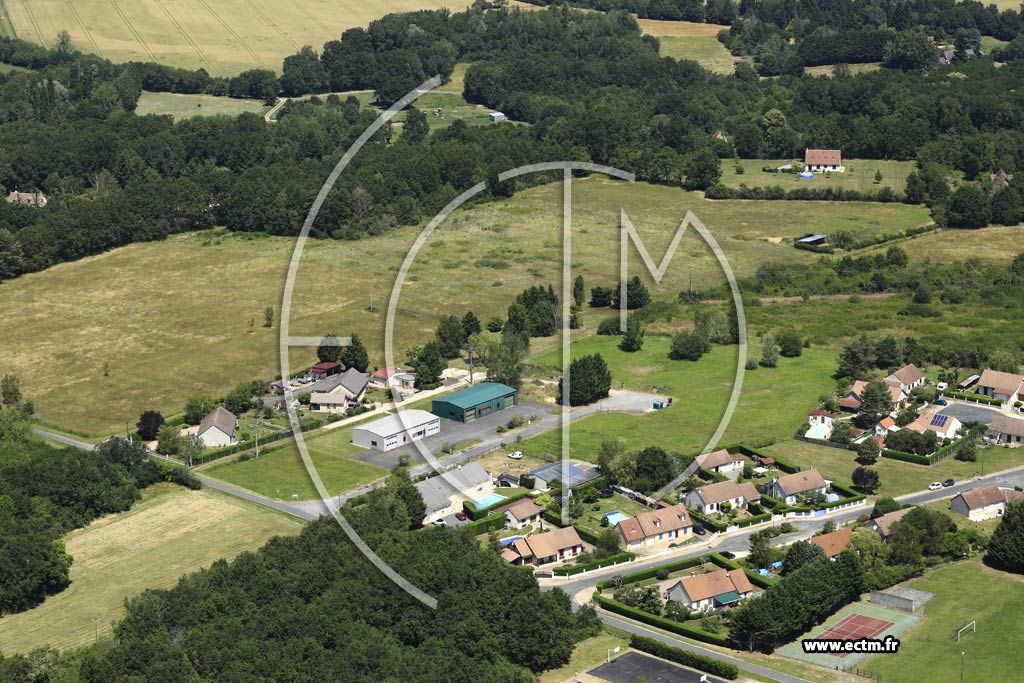 Photo arienne de Saint-Georges-sur-la-Pre (Les Coutures)