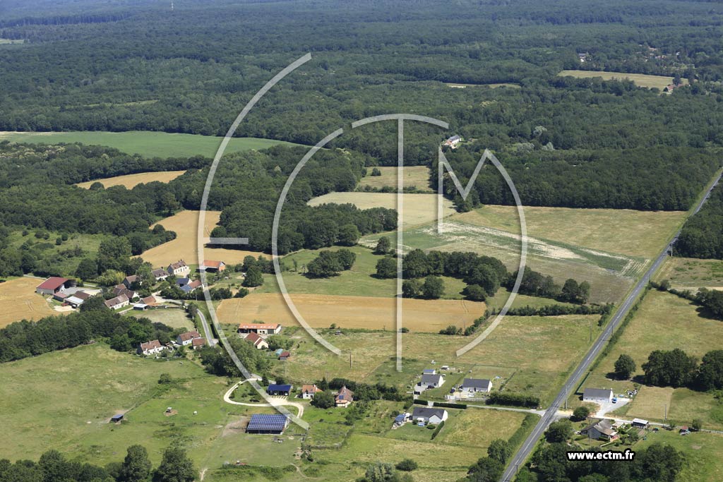 Photo arienne de Saint-Laurent (Les Jourdains)