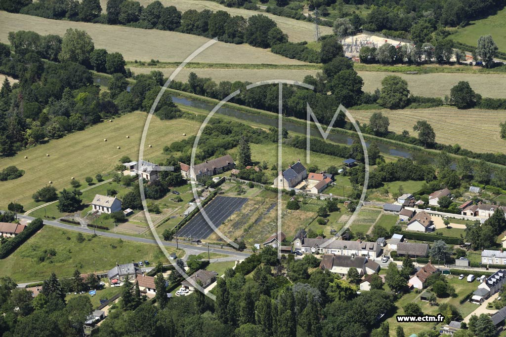 Photo arienne de Vierzon (La Croix Moreau)