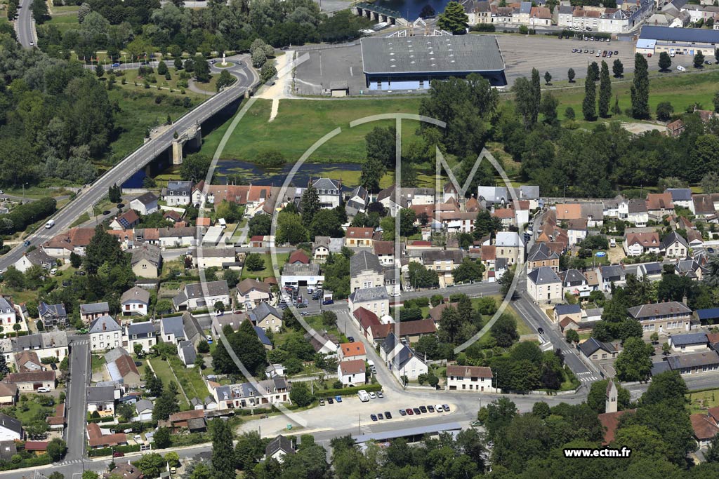 Photo arienne de Vierzon (Pont de l'Europe)