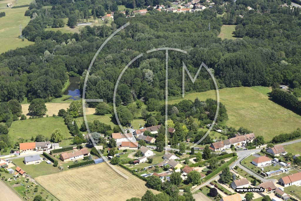 Photo arienne de Vignoux-sur-Barangeon (Les Varennes)