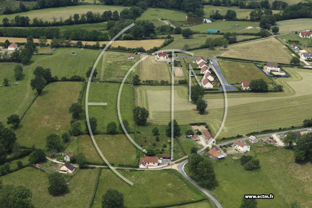 Photo arienne de Saint-Lger-sur-Vouzance