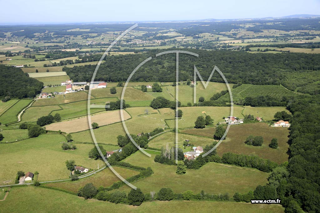 Photo arienne de Saint-Vincent-Bragny (Le Champ Breton)