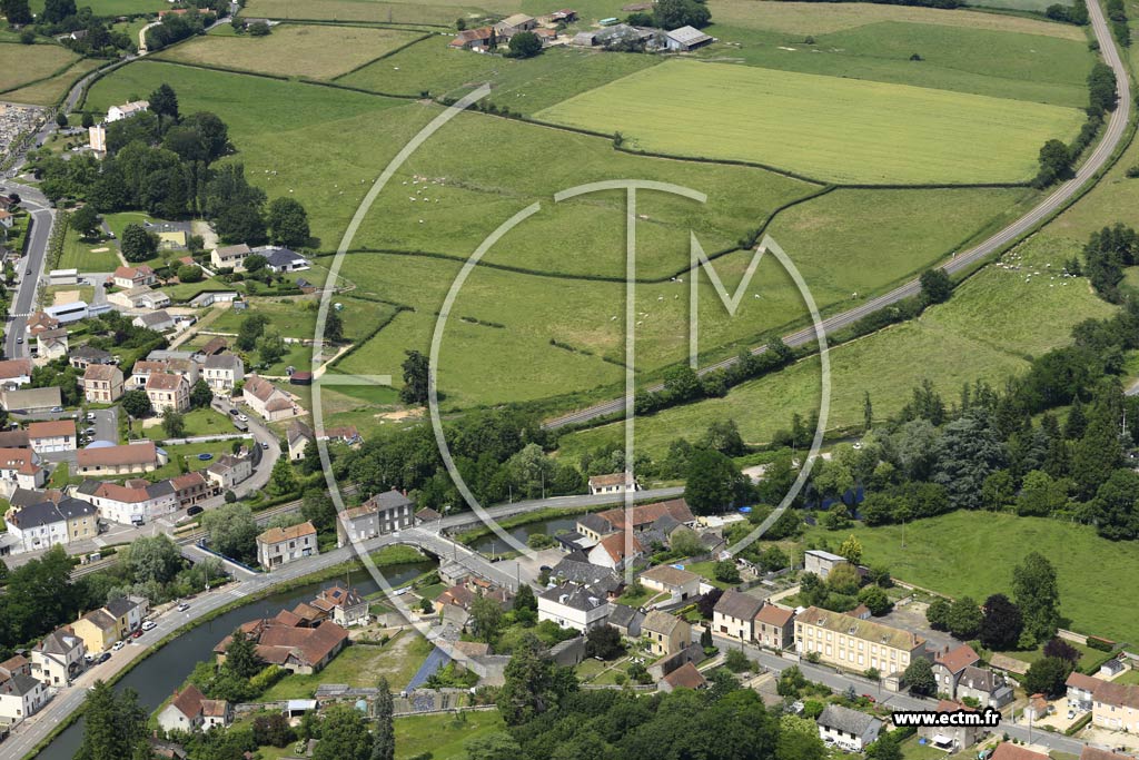 Photo arienne de Ciry-le-Noble