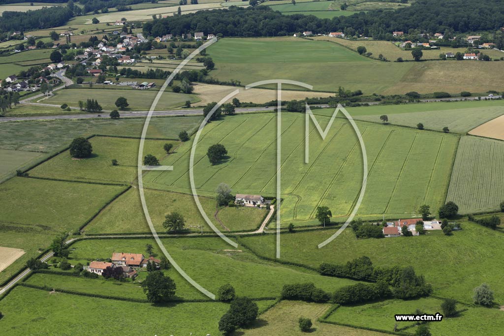 Photo arienne de Ciry-le-Noble (Le Devant)