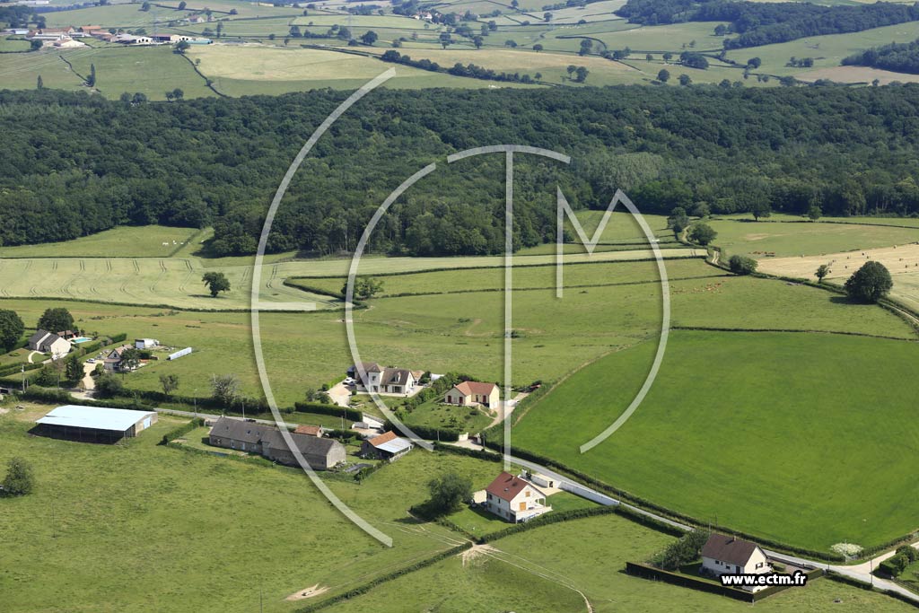 Photo arienne de Saint-Eusbe (La Terre du Bouchot)