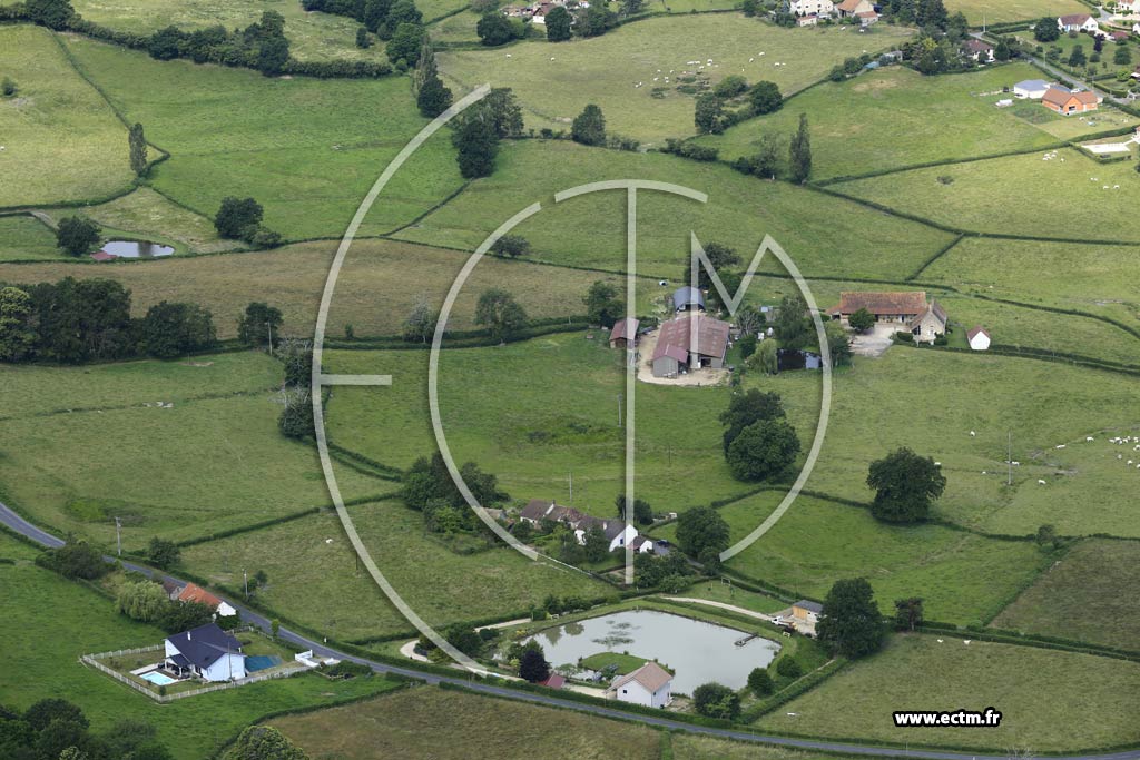 Photo arienne de Saint-Romain-sous-Gourdon