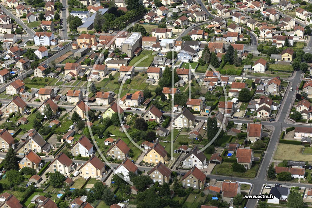 Photo arienne de Saint-Vallier (Cit des Gautherets)