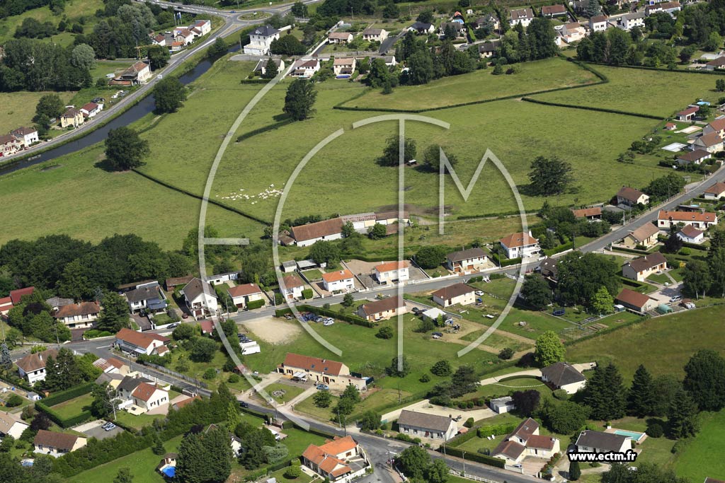 Photo arienne de Saint-Vallier (La Roche)
