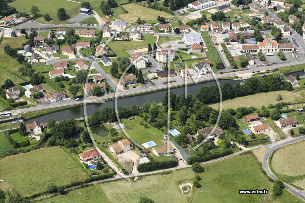 Photo arienne de cuisses (La Motte Bouchot)