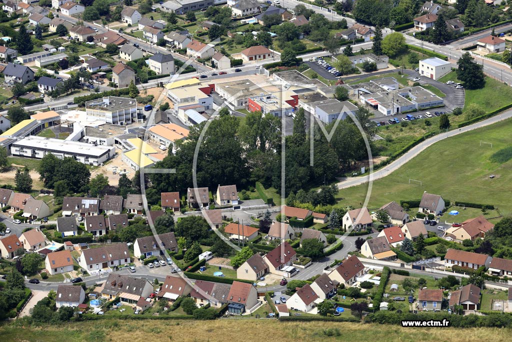 Photo arienne de Le Breuil (Le Charleville)