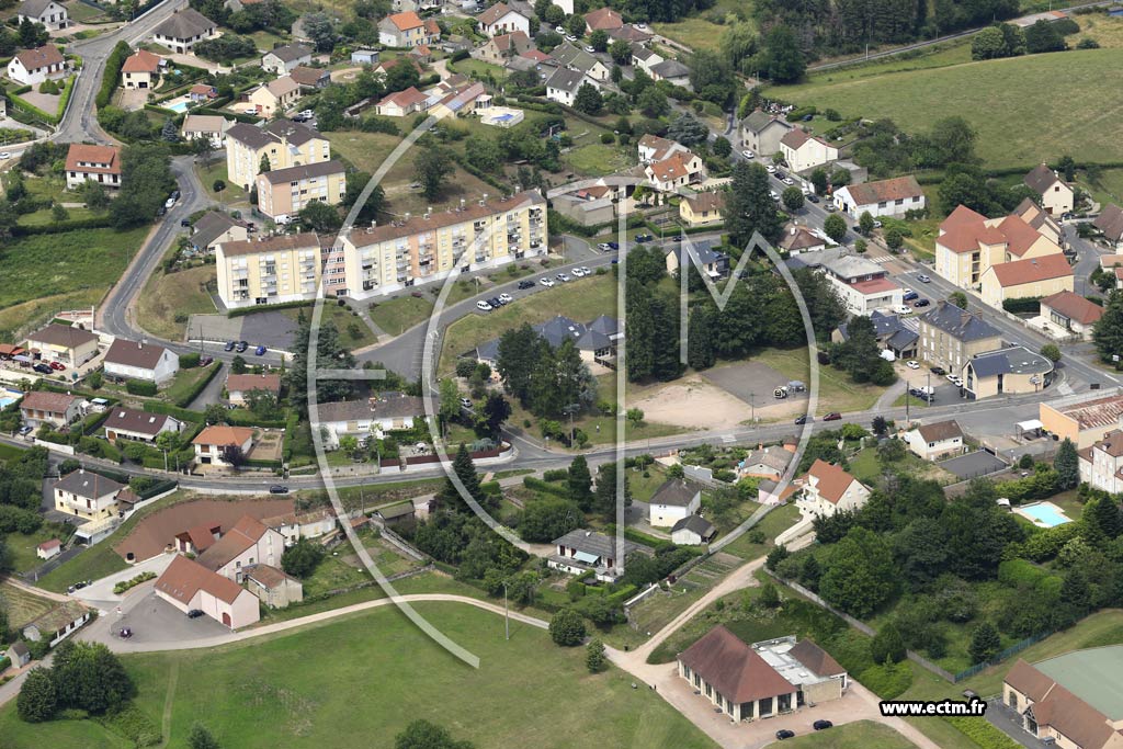 Photo arienne de Montcenis (La Croix de Mission)