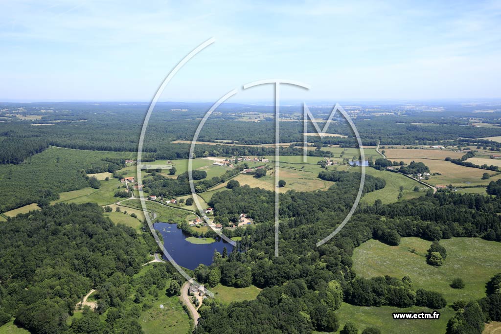 Photo arienne de Saint-Firmin (Tour de Champitaux)