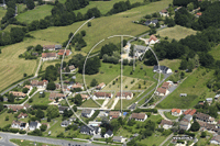 18100 Vierzon - photo - Vierzon (Le Village au Chevry)